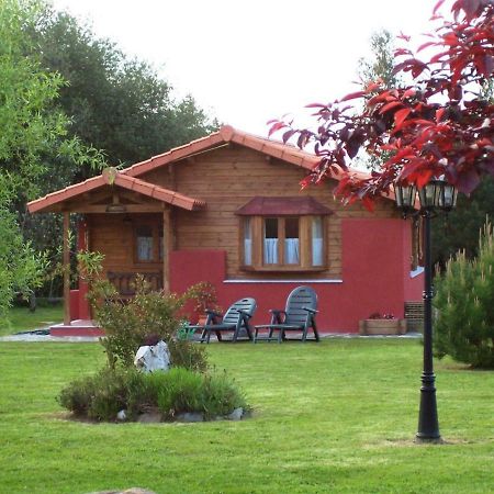 Apartamentos El Cueto Oviñana Екстериор снимка