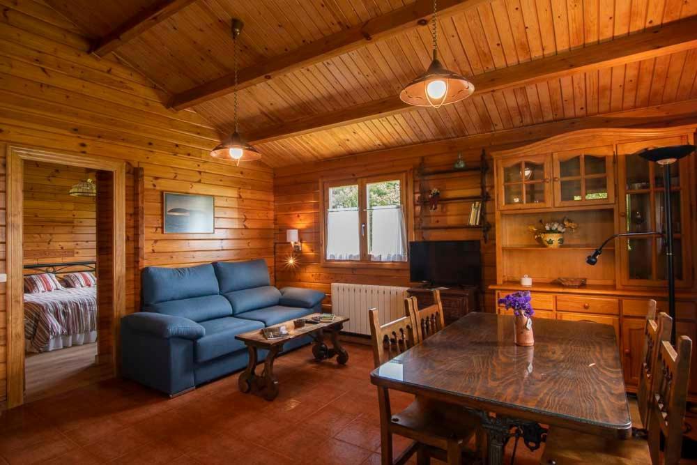 Apartamentos El Cueto Oviñana Екстериор снимка