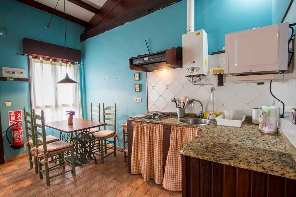 Apartamentos El Cueto Oviñana Екстериор снимка