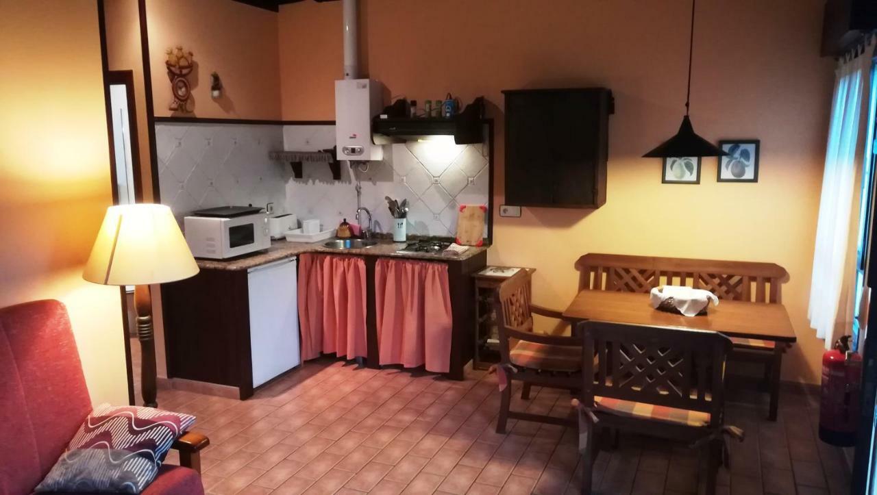 Apartamentos El Cueto Oviñana Екстериор снимка